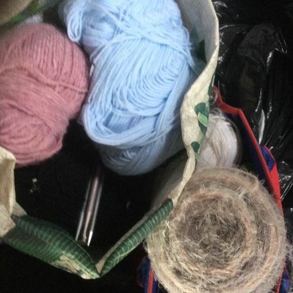 Yarn Mystery Bag - Various Varieties - Picture 4 of 5